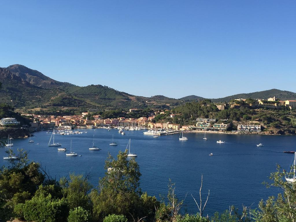 Hotel Villa Giulia Porto Azzurro Bagian luar foto