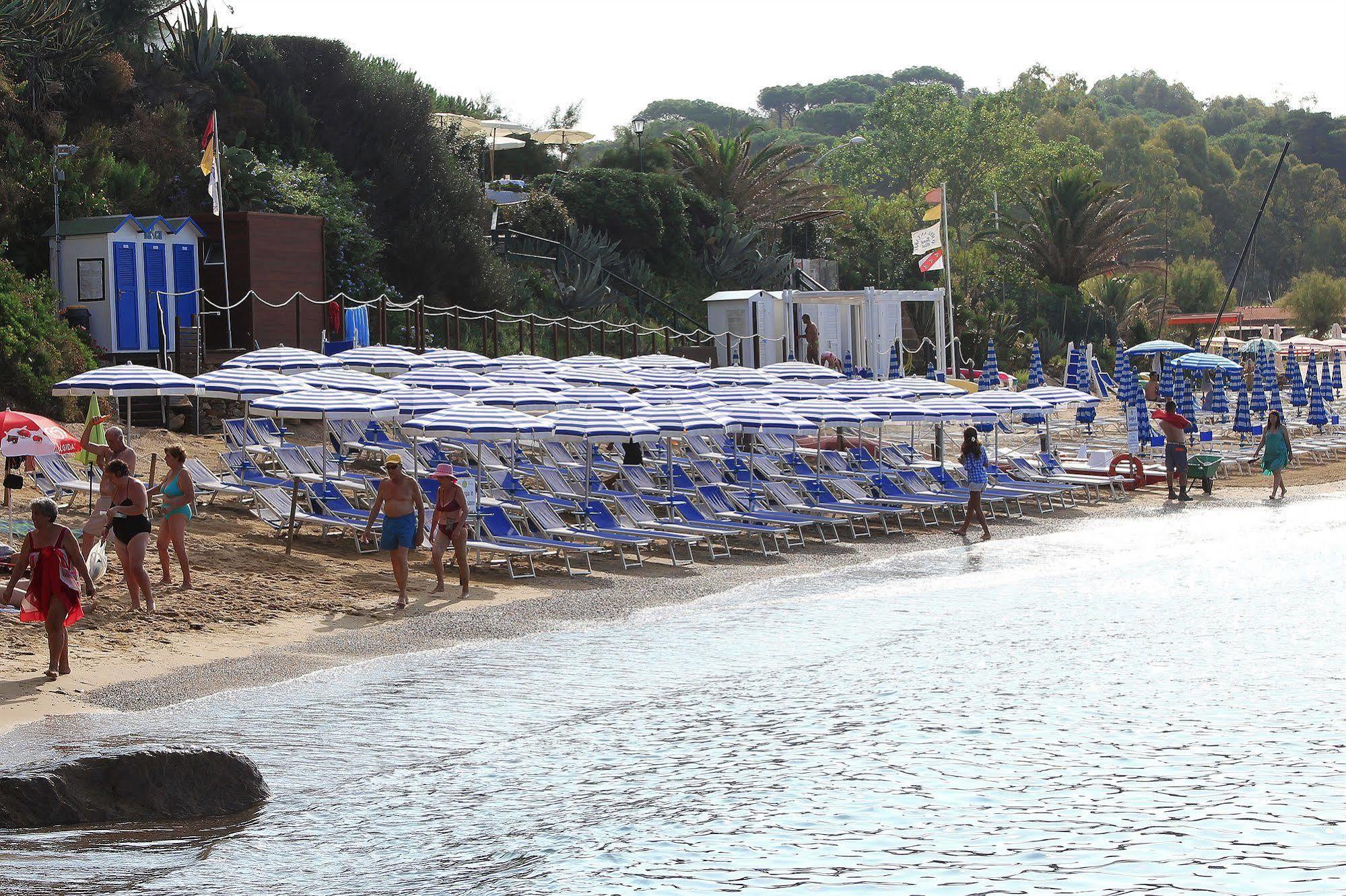 Hotel Villa Giulia Porto Azzurro Bagian luar foto